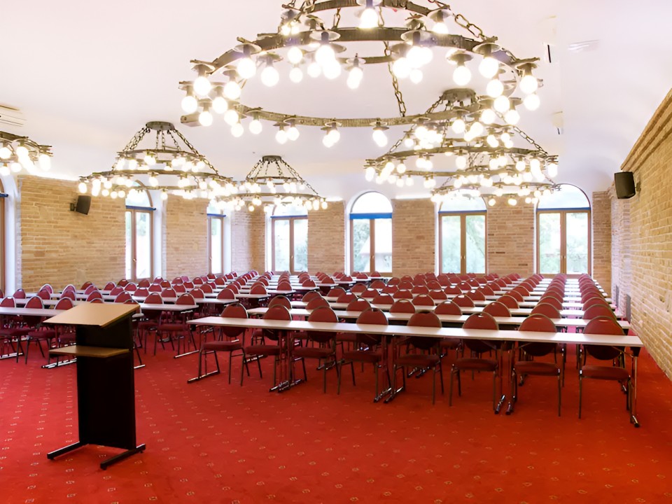 Konference v Hotelu Kurdějov