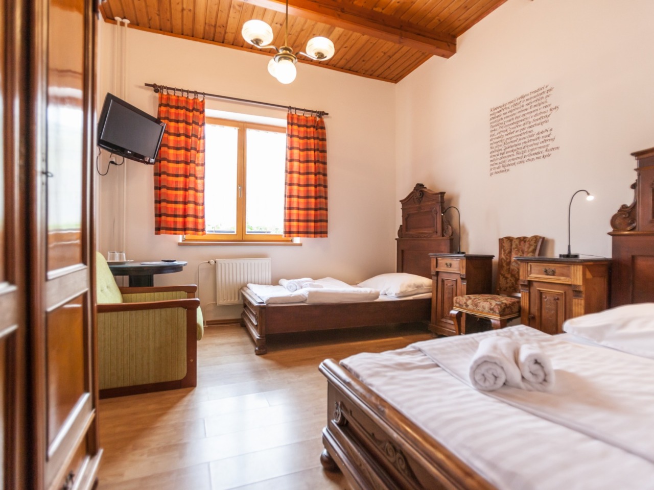 Ubytování v Art Wine Hall v Hotelu Kurdějov