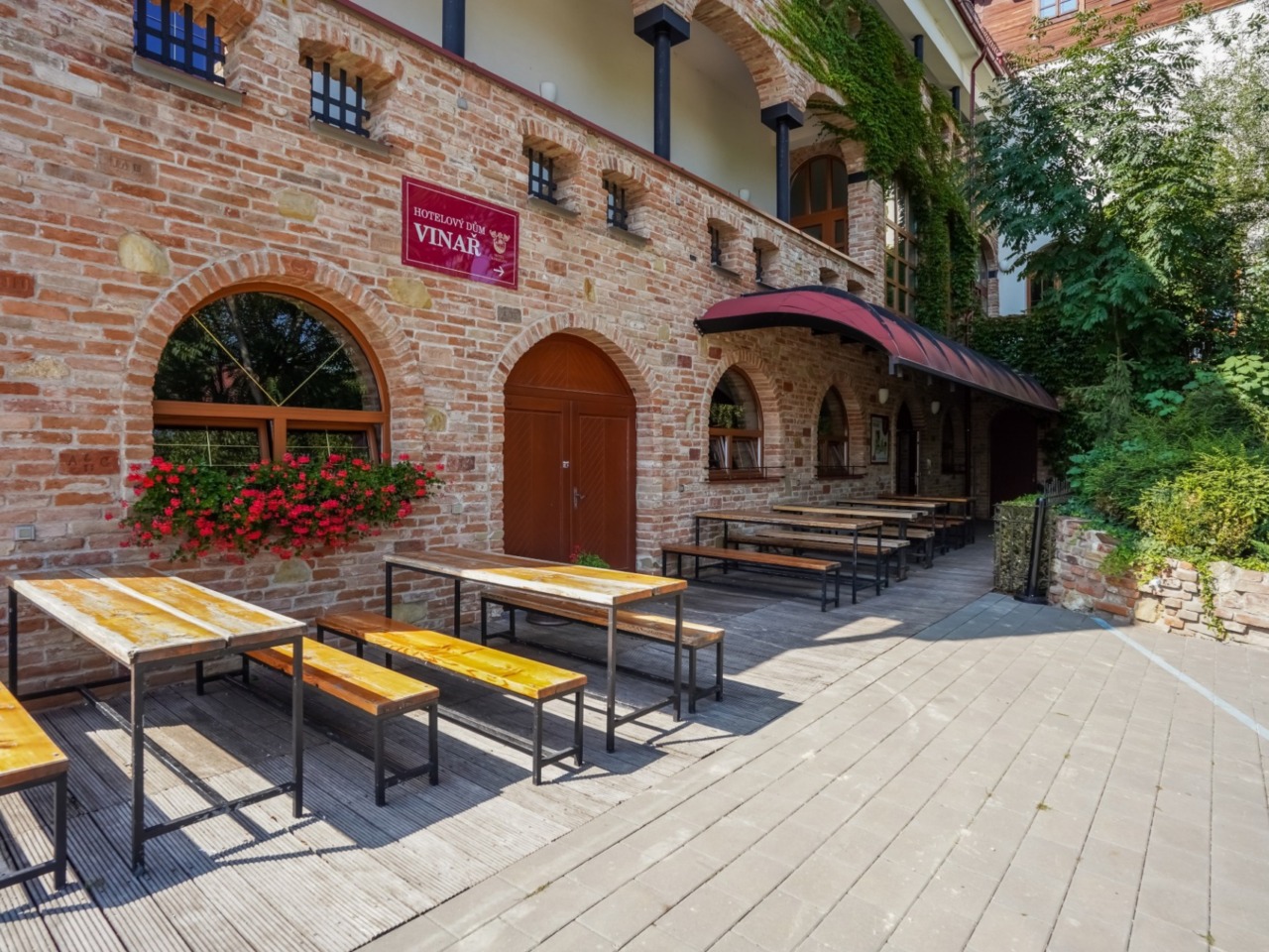 Ubytování v hotelovém domě Vinař v Hotelu Kurdějov