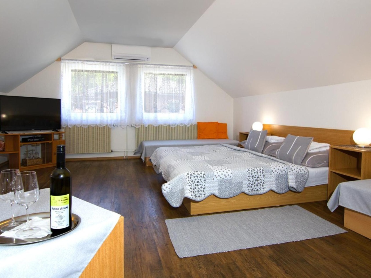 Ubytování v penzionu U Králíků v Hotelu Kurdějov