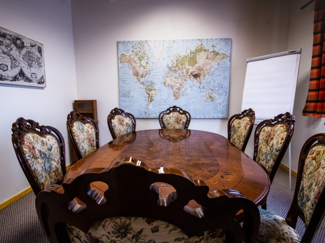 Jednací salonek T2 v Art Wine Hall v Hotelu Kurdějov