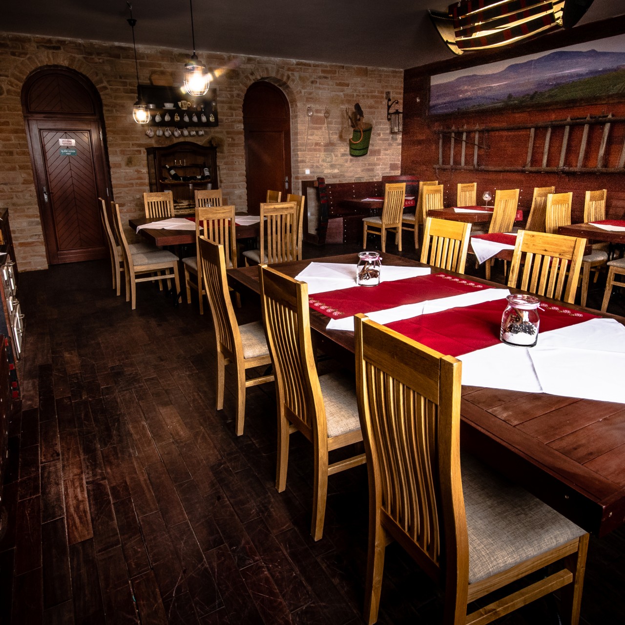 Hotelová restaurace v Hotelu Kurdějov